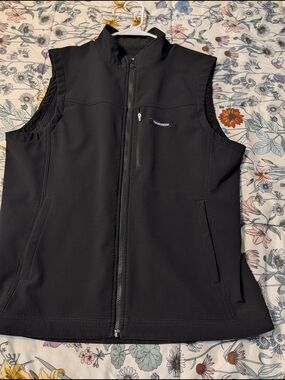 Truewerk Men’s Black Softshell Vest